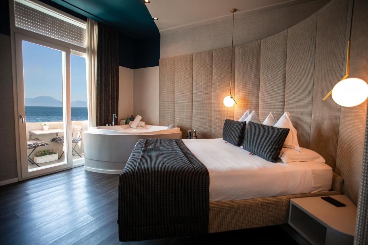 Relais Sul Mare Boutique Hotel Napoli Bagian luar foto